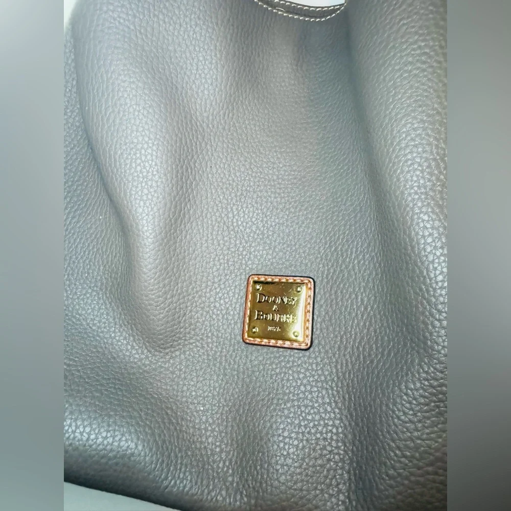 [Dooney & Bourke] Gray Pebble Grain Leather Barlow Satchel - Picture 2 of 13